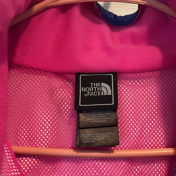 North face Rain Coat - Picture 3 of 4